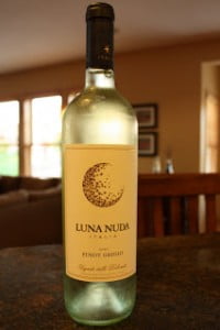 2010_Luna_Nuda_Pinot_Grigio