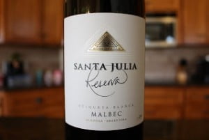 2009_Familia_Zuccardi_Santa_Julia_Reserva_Malbec