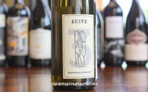 Leitz Eins Zwei Dry Riesling "3" - Deliciously Easy