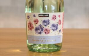 Kirkland Signature Moscato d'Asti - Lovely Stuff