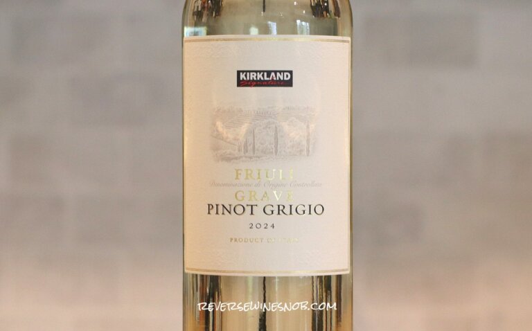 Kirkland Signature Friuli Grave Pinot Grigio - Cheap and Good