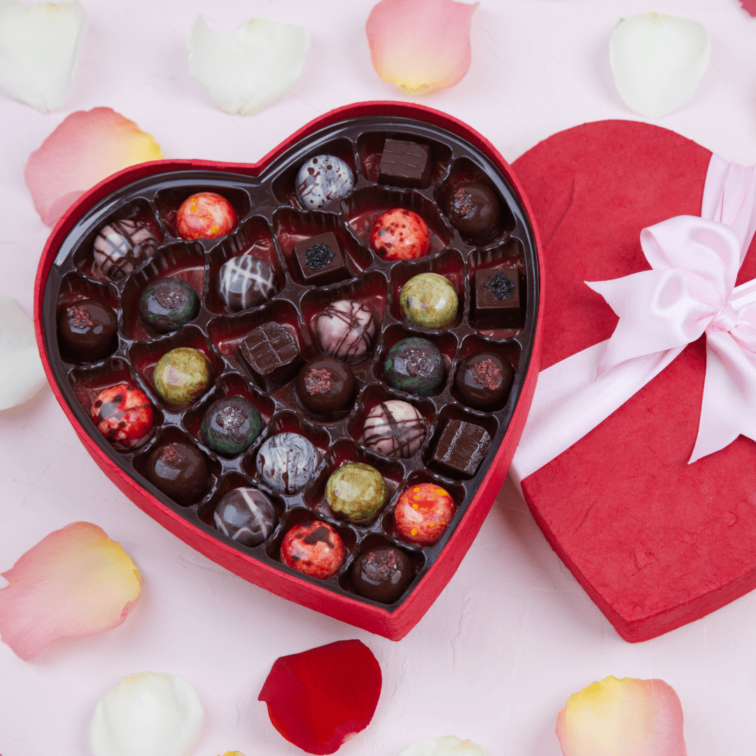 Knipschildt Large Heart Box Chocolates